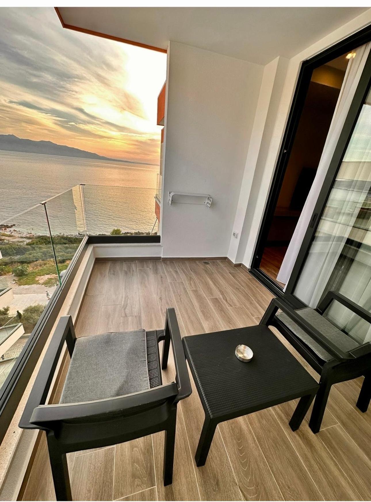 סרנדה Lookout Apartments מראה חיצוני תמונה